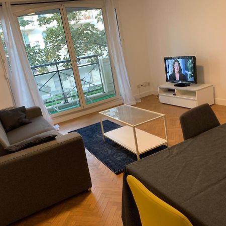 Lieu De Ressourcement A Robinson Apartment Льо Плеси-Робенсон Екстериор снимка